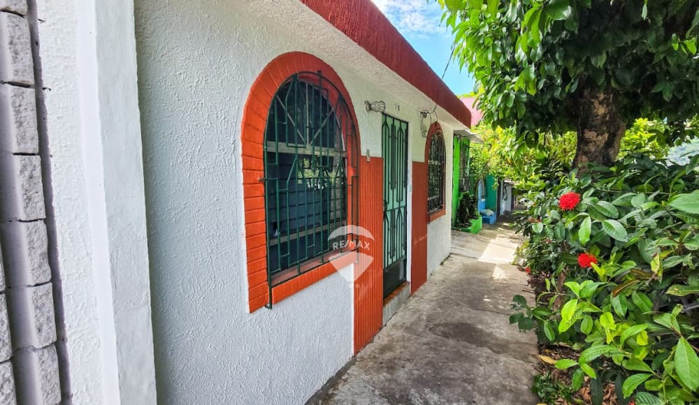 VENTA DE CASA ESQUINA EN SAN JACINTO