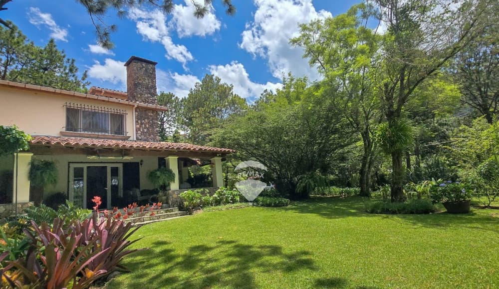 CASA DE CAMPO 8MZ SAN IGNACIO CHALATENANGO