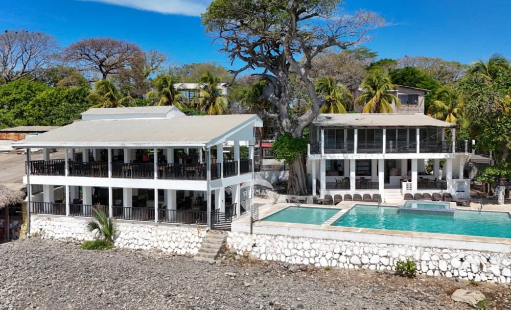 PROPIEDAD EN VENTA PLAYA PUNTA ROCA
