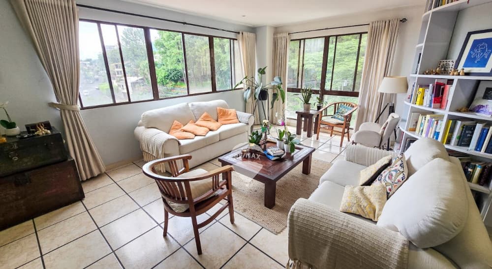 APARTAMENTO EN VENTA PARTE ALTA ESCALÓN