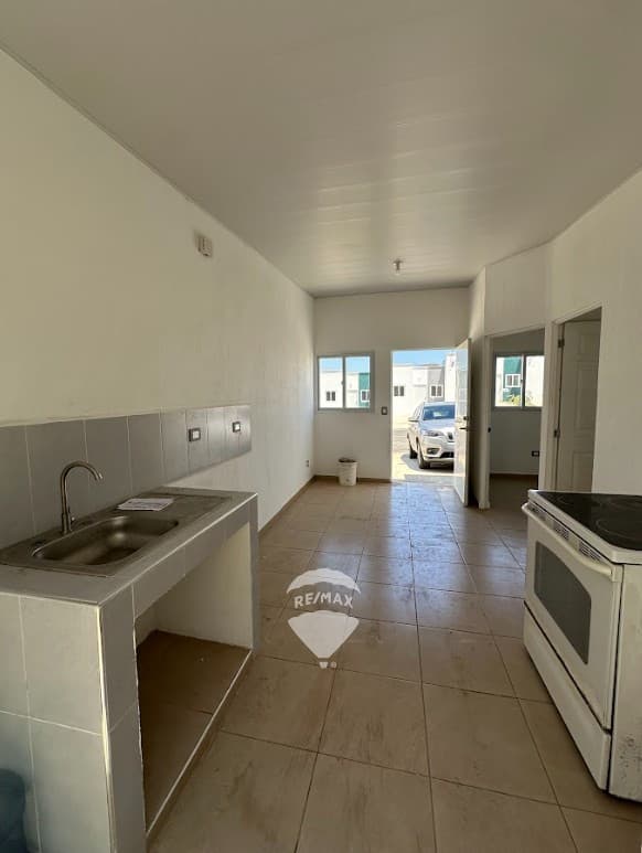 CASA EN VENTA - CIUDAD MARSELLA