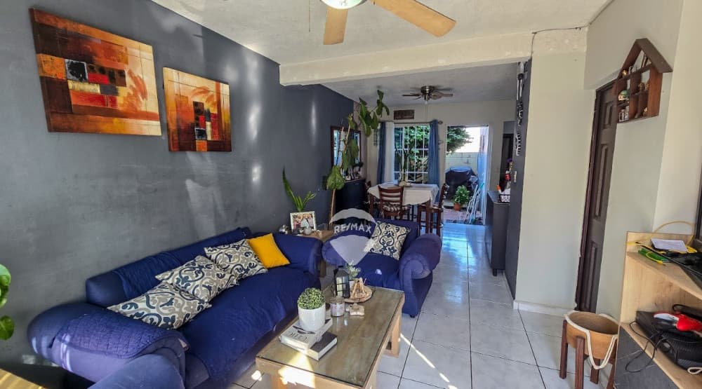 VENTA CASA CONDOMINIO LAS GARDENIAS