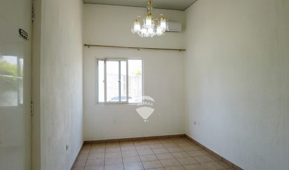 CASA EN VENTA MODERNIZADA EN CIUDAD MARSELLA, QUARTIER 3