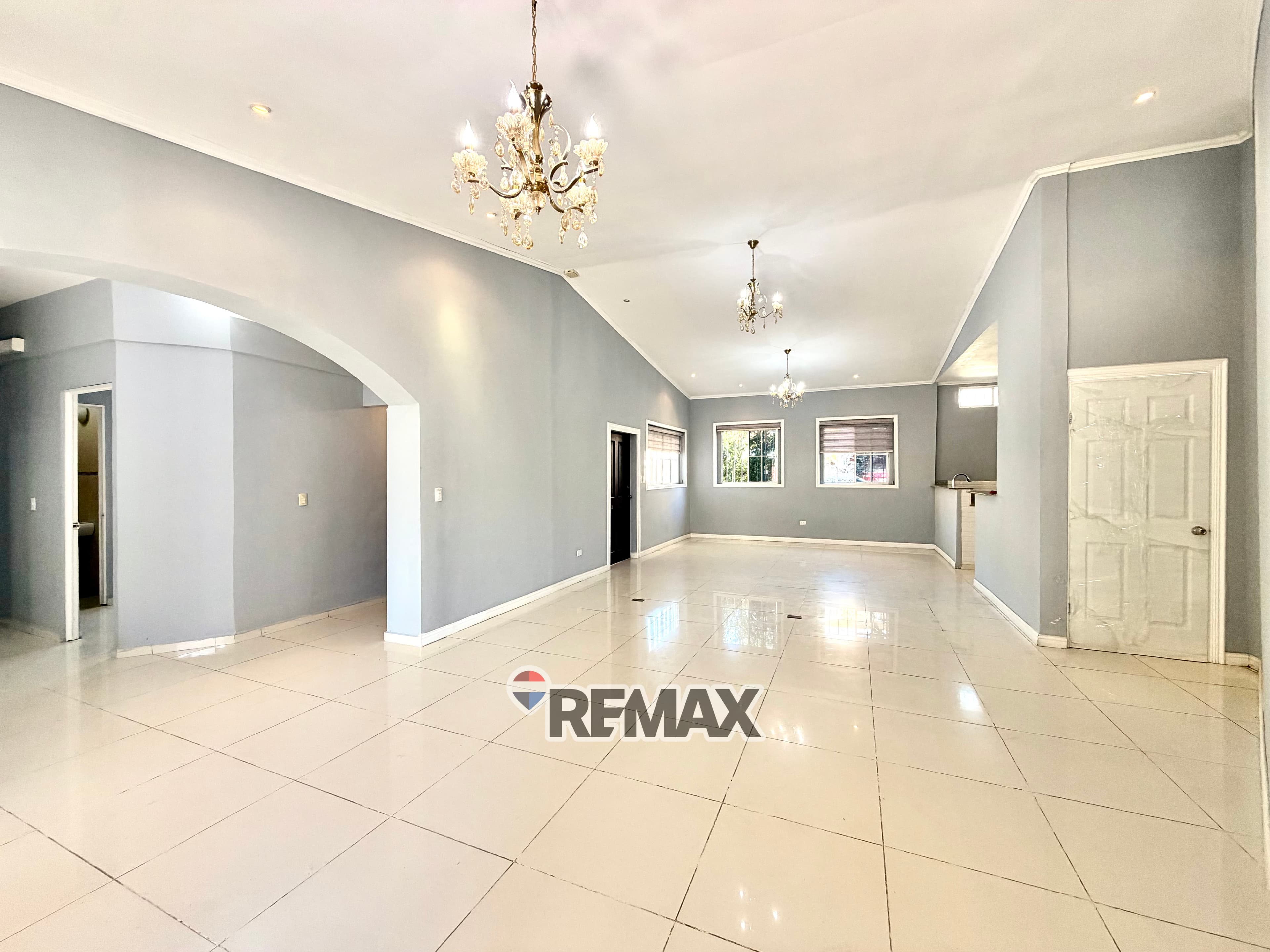 BEAUTIFUL HOUSE FOR SALE – JARDINES DE LA CIMA II, SAN SALVADOR