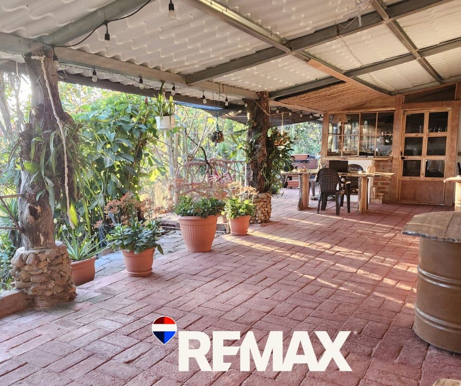 Exclusiva Propiedad Campestre de Lujo – Calle al Mirador de Santa Lucía