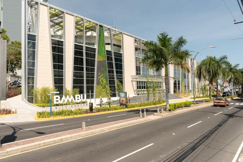 ALQUILER DE LOCAL – BAMBÚ