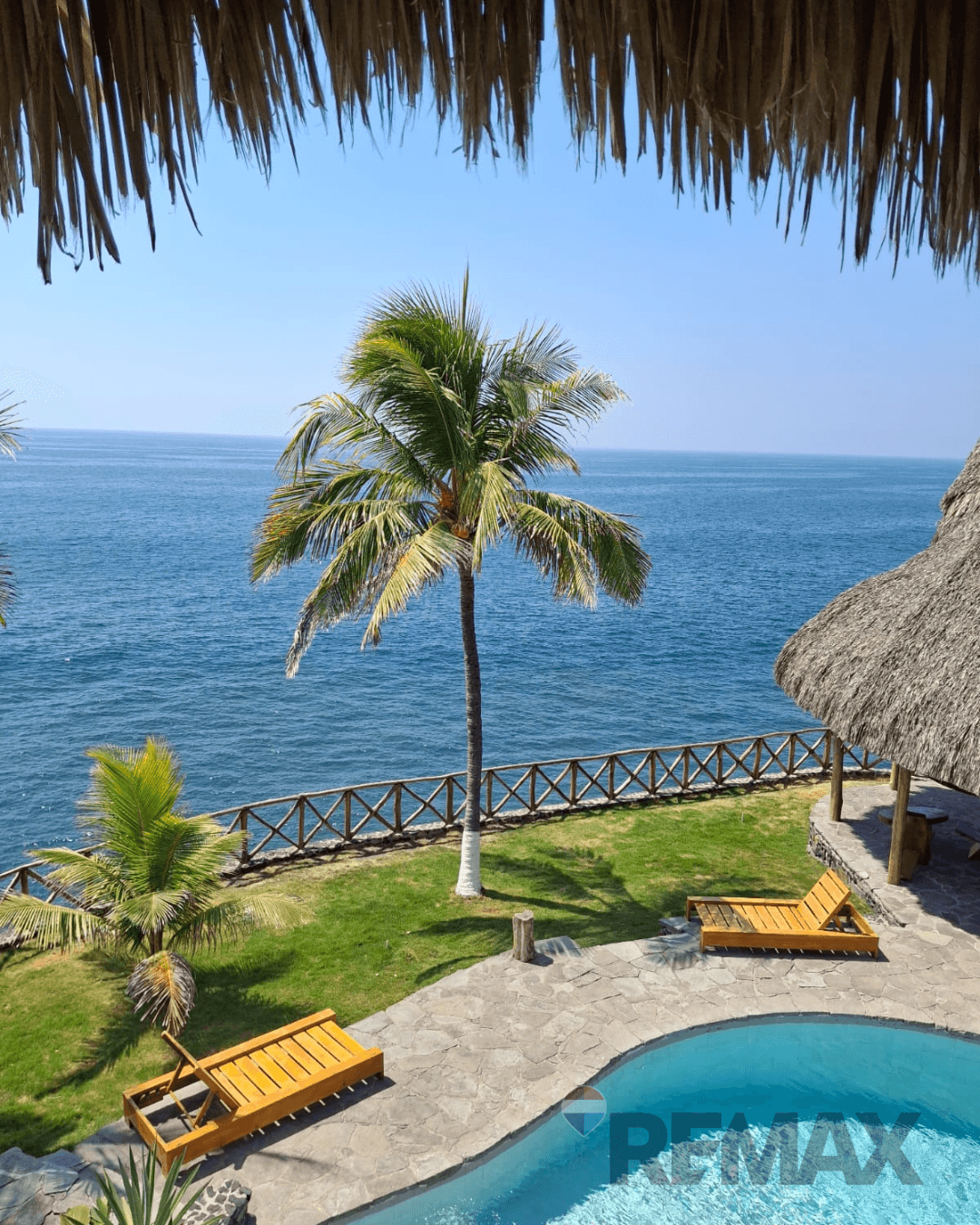 PARAISO FRENTE AL MAR, ESPECTACULAR CASA EN PLAYA EL PALMARCITO.