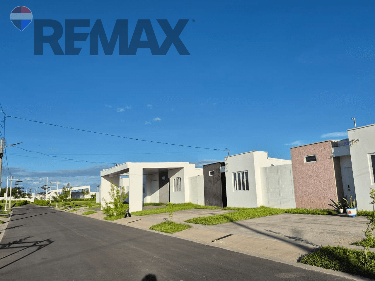 ALQUILER DE VIVIENDA A ESTRENAR EN RESIDENCIAL NUEVA SAN MIGUEL CLUSTER 3, SAN MIGUEL.
